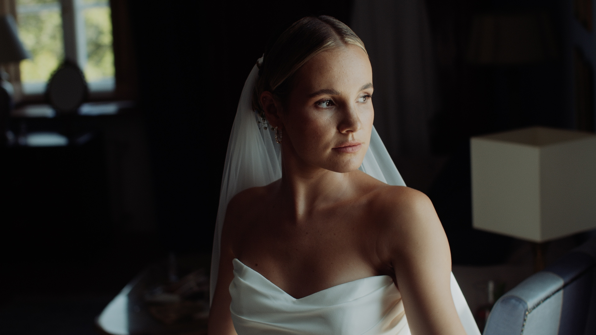 Portret ślubny Nadii – Pałac Piszkowice, wnętrza